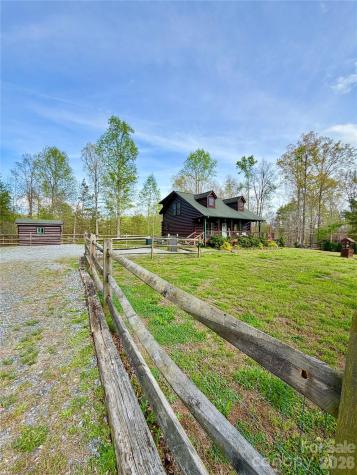 1142 Clearwater Parkway Rutherfordton NC 28139