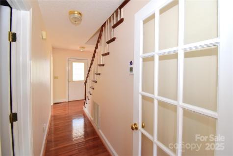 233 Ledbetter Road Arden NC 28704