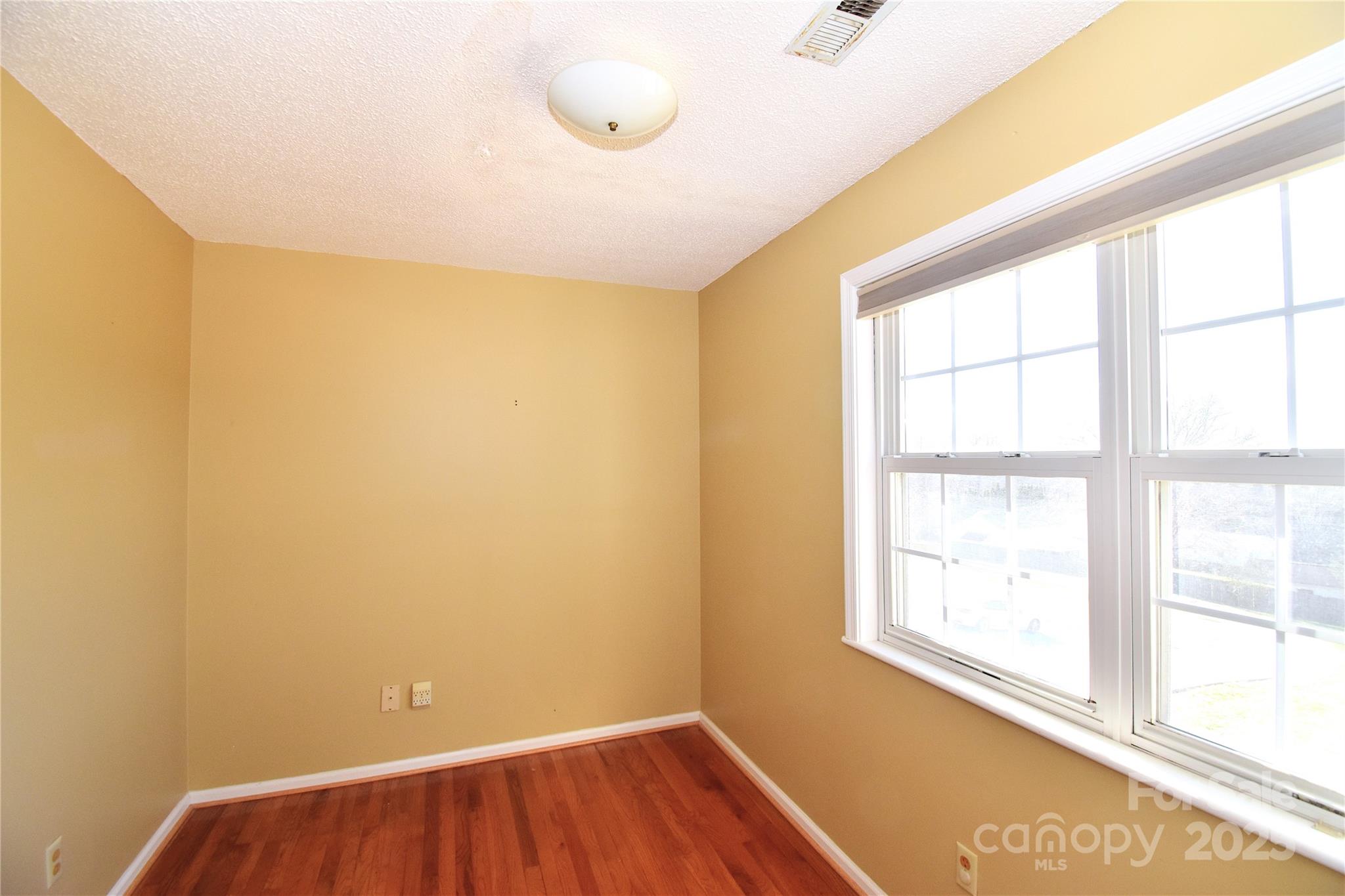 233 Ledbetter Road Arden NC 28704