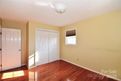 233 Ledbetter Road Arden NC 28704