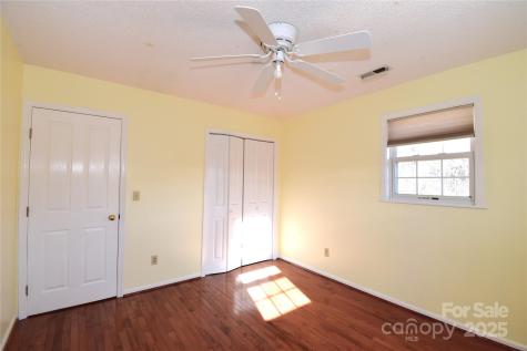 233 Ledbetter Road Arden NC 28704