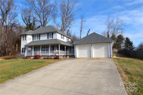 233 Ledbetter Road Arden NC 28704