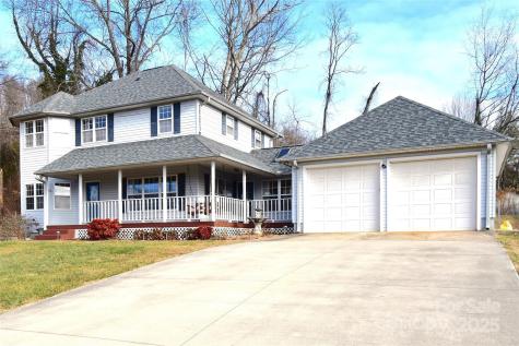 233 Ledbetter Road Arden NC 28704