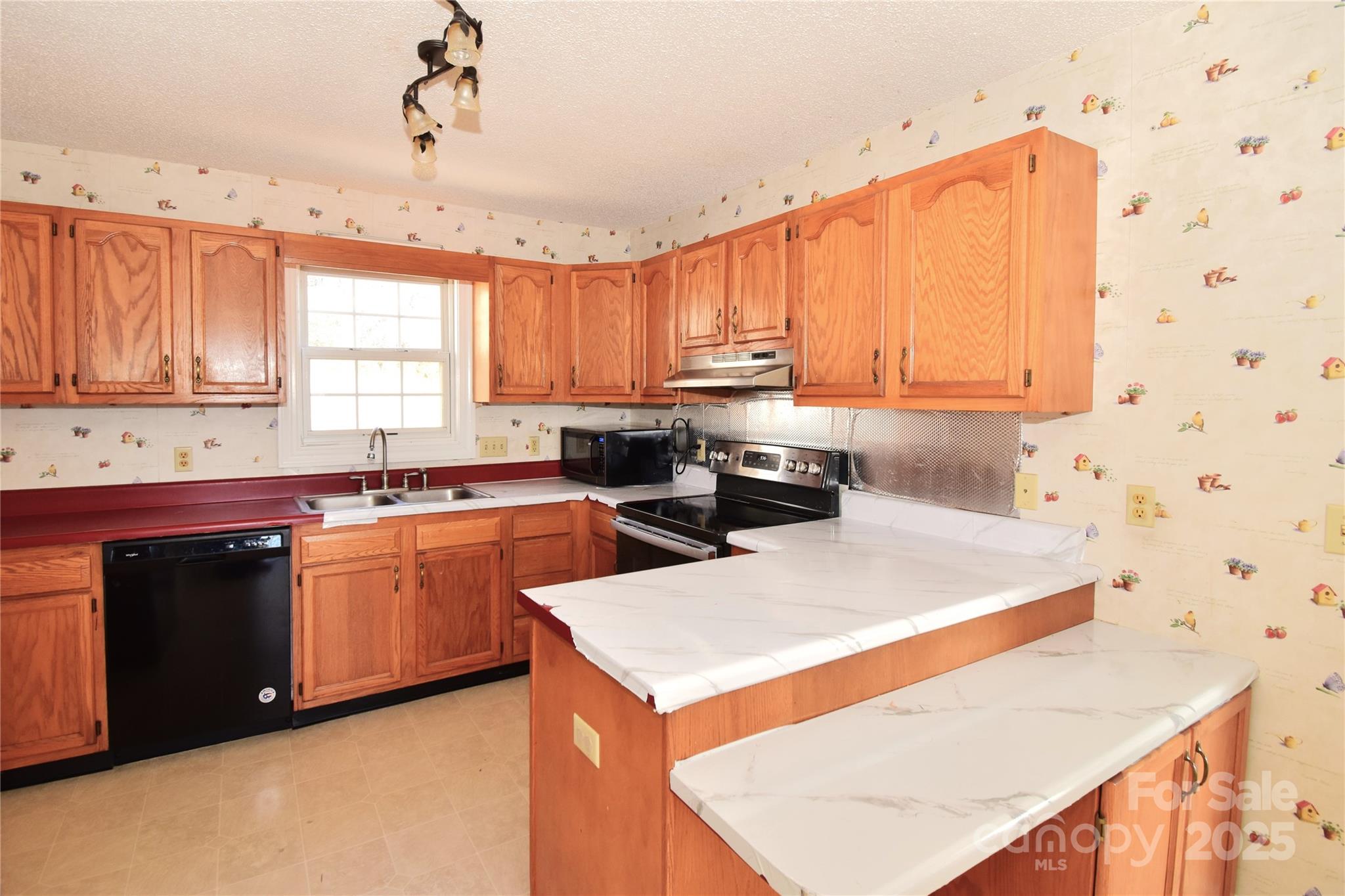 233 Ledbetter Road Arden NC 28704