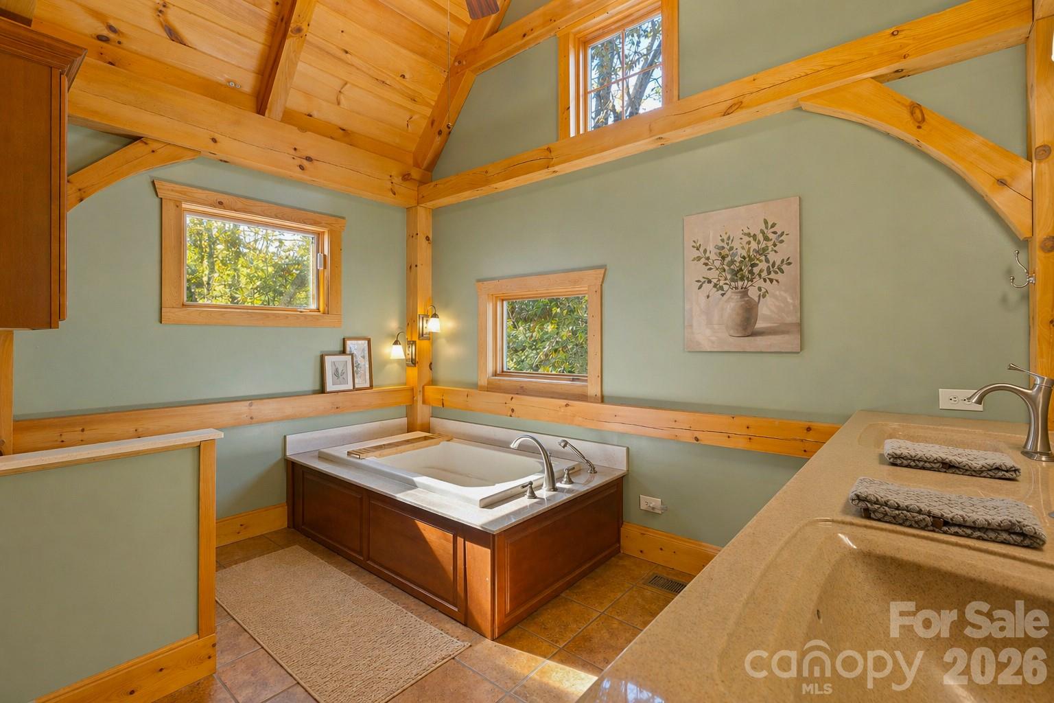 2320 Evans Road Hendersonville NC 28739