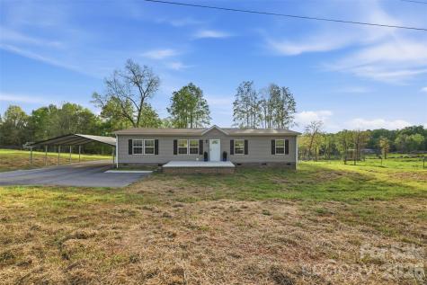 3958 Sulphur Springs Road Hiddenite NC 28636
