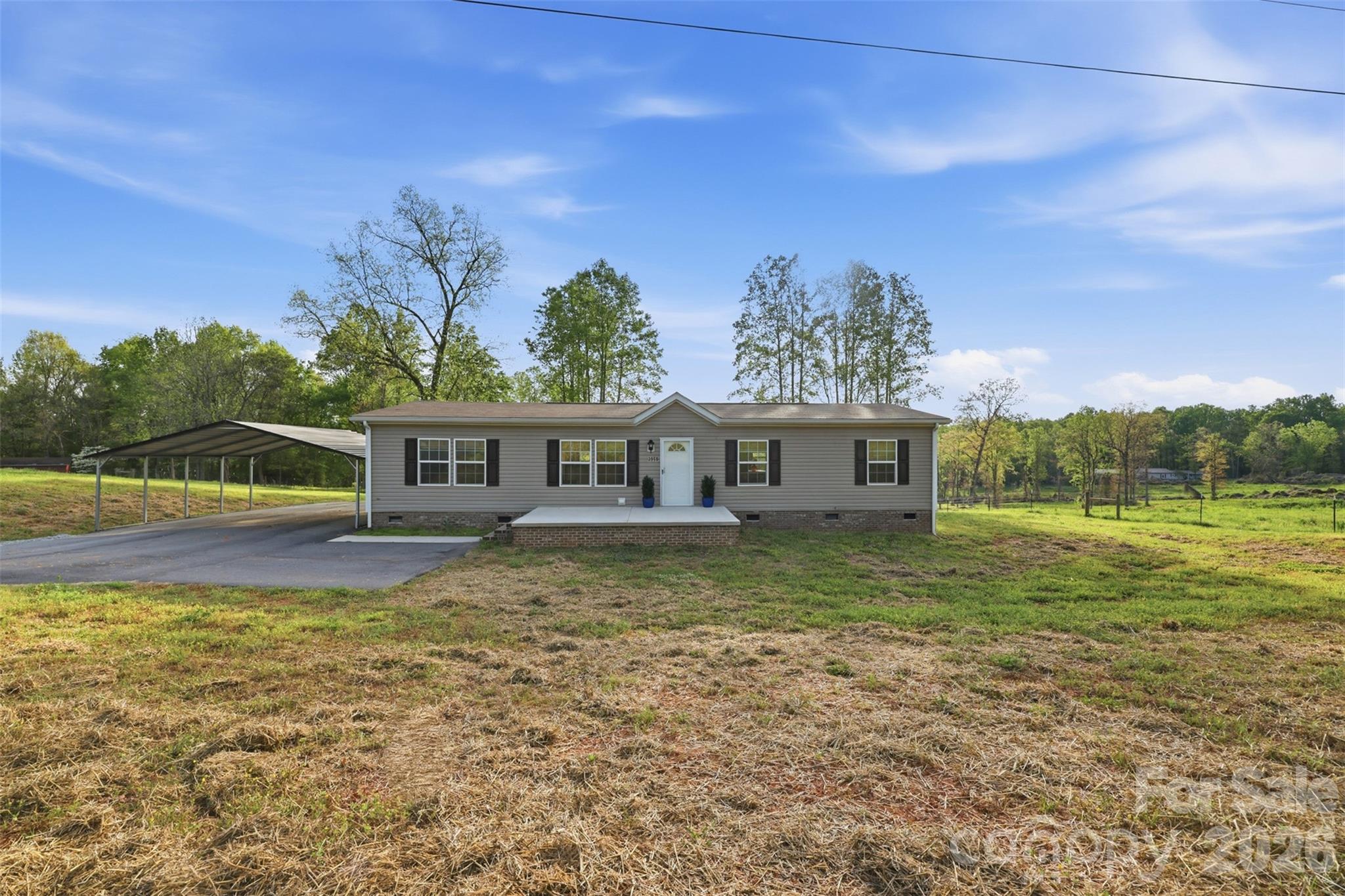 3958 Sulphur Springs Road Hiddenite NC 28636