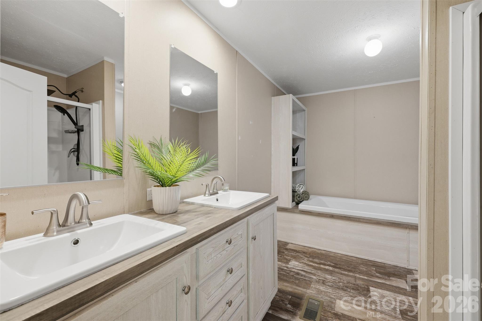 3958 Sulphur Springs Road Hiddenite NC 28636