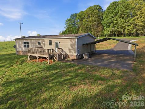 3958 Sulphur Springs Road Hiddenite NC 28636