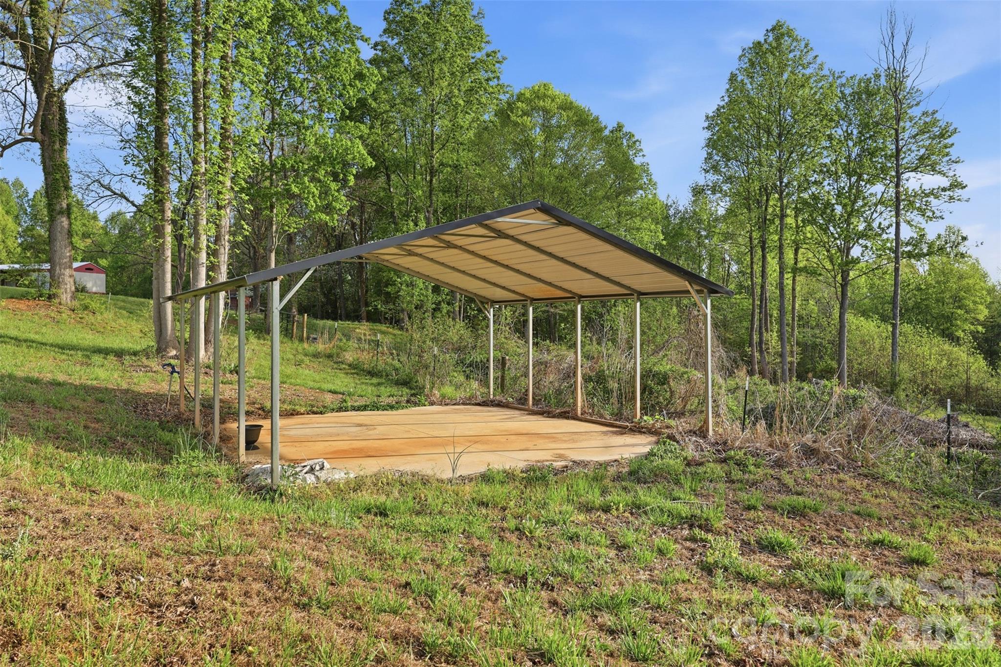 3958 Sulphur Springs Road Hiddenite NC 28636