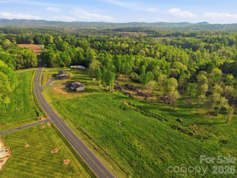 3958 Sulphur Springs Road Hiddenite NC 28636