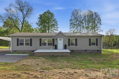 3958 Sulphur Springs Road Hiddenite NC 28636