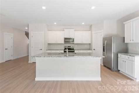 3416 Robindale Drive Winston Salem NC 27107