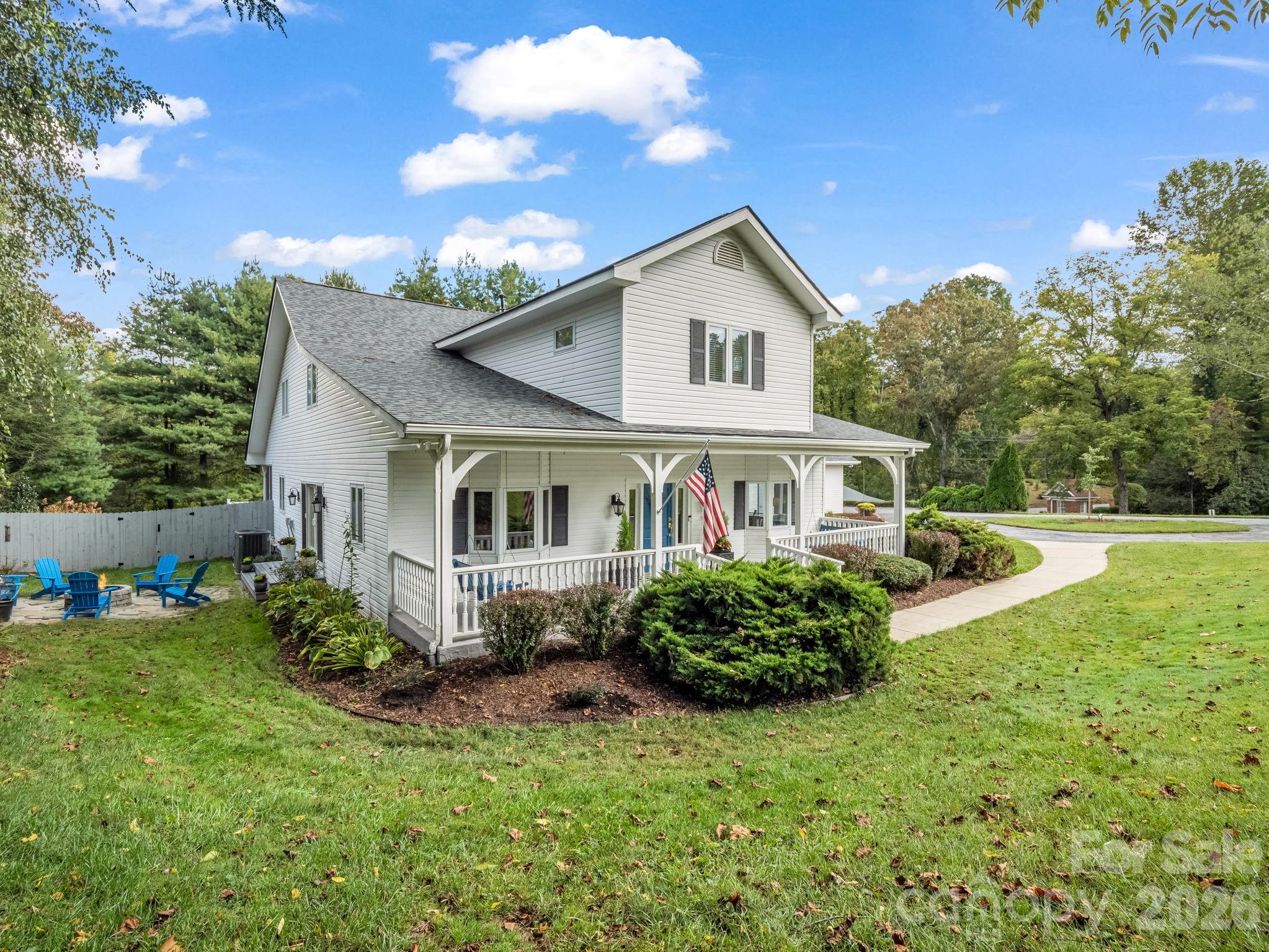 100 Perry Place Hendersonville NC 28739