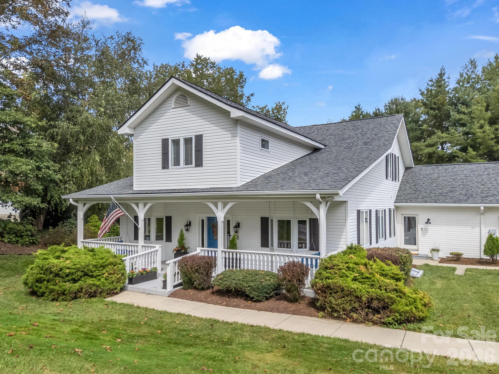100 Perry Place Hendersonville NC 28739