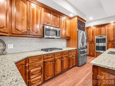 100 Perry Place Hendersonville NC 28739
