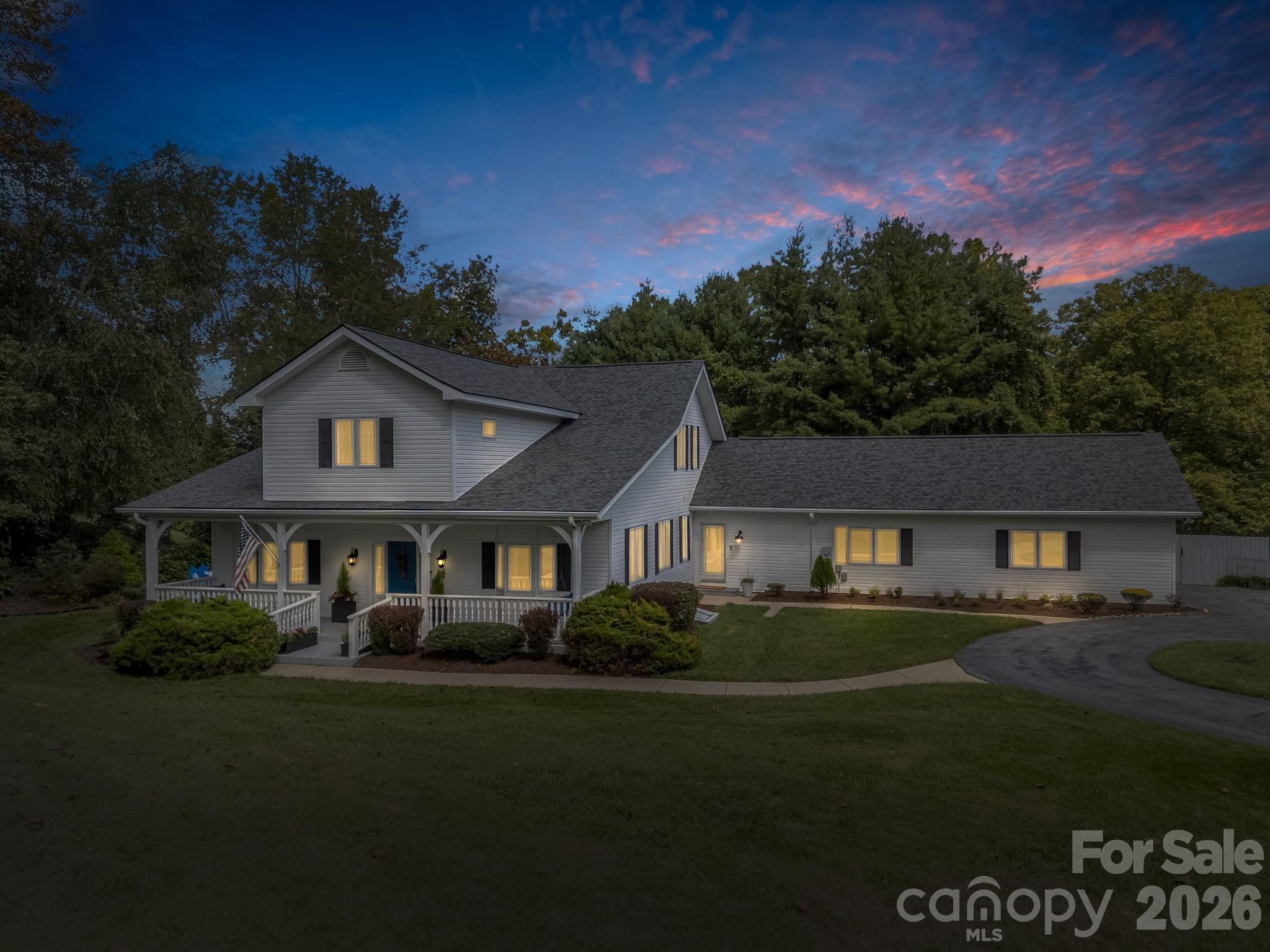100 Perry Place Hendersonville NC 28739