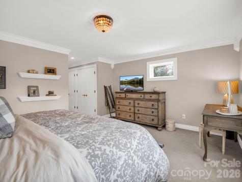 100 Perry Place Hendersonville NC 28739