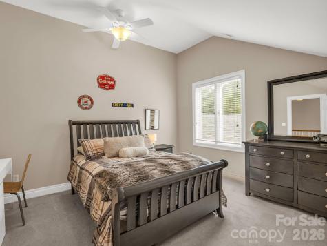 100 Perry Place Hendersonville NC 28739