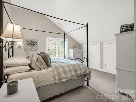 100 Perry Place Hendersonville NC 28739