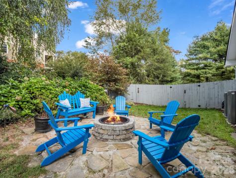 100 Perry Place Hendersonville NC 28739