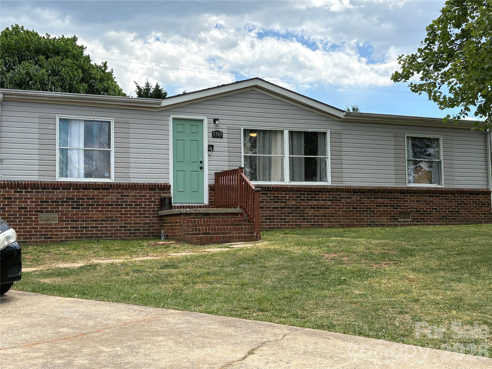 5507 Sandy Creek Court Newton NC 28658