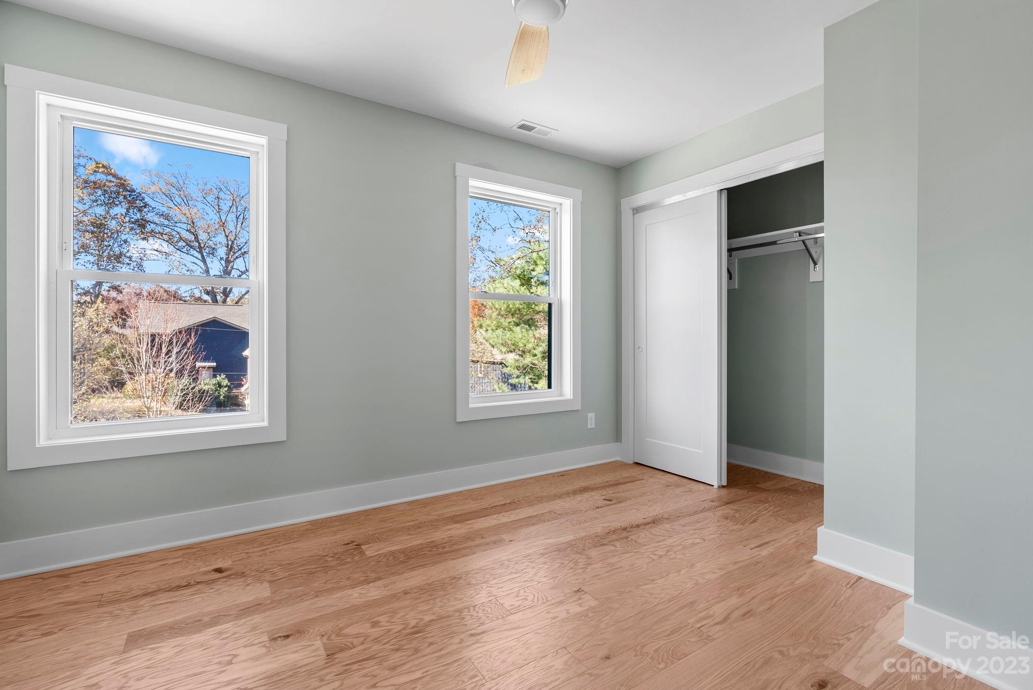 26 Crestview Street Asheville NC 28803