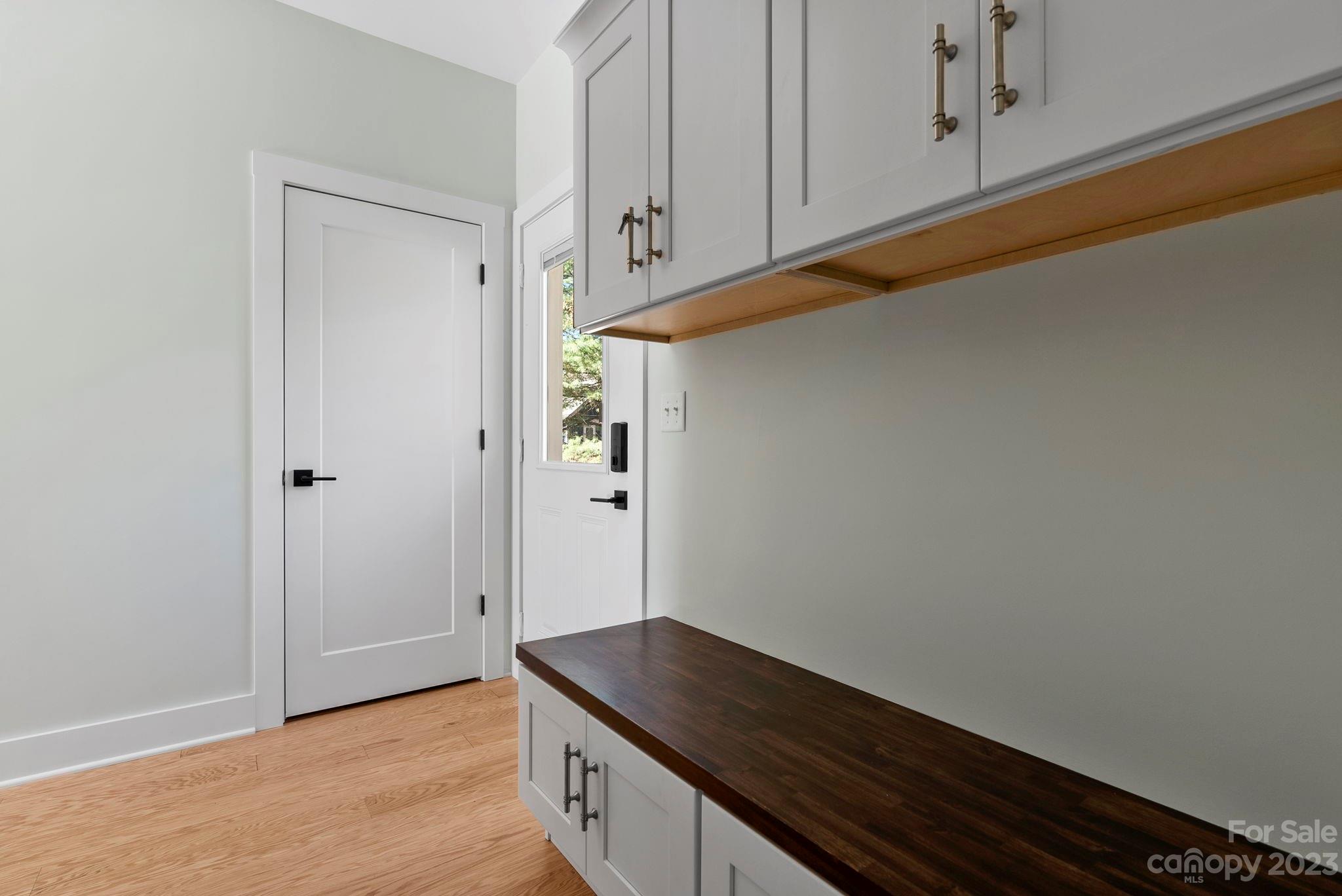 26 Crestview Street Asheville NC 28803