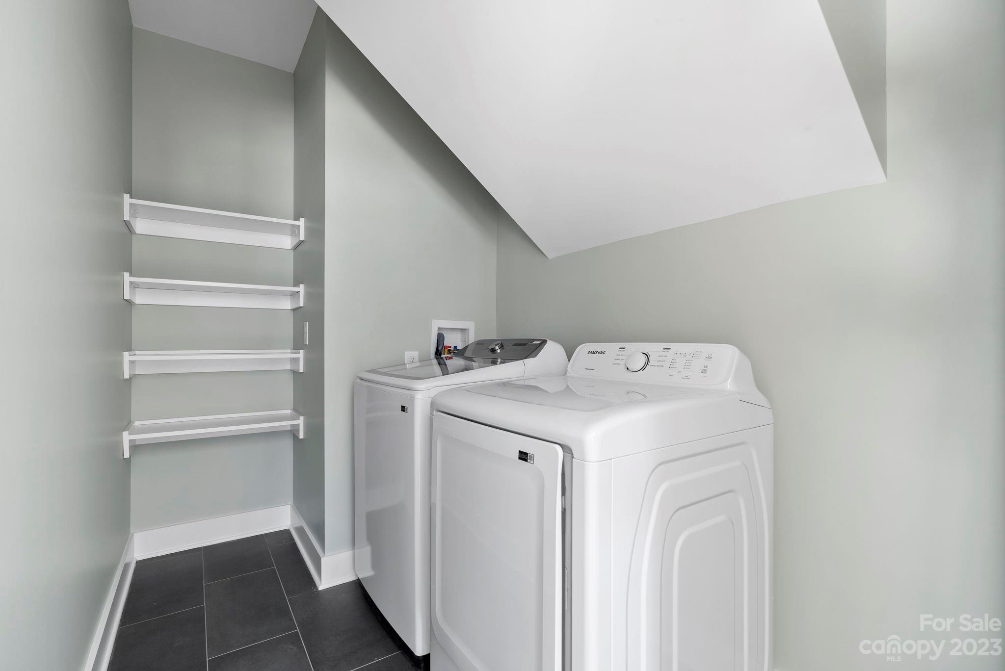 26 Crestview Street Asheville NC 28803