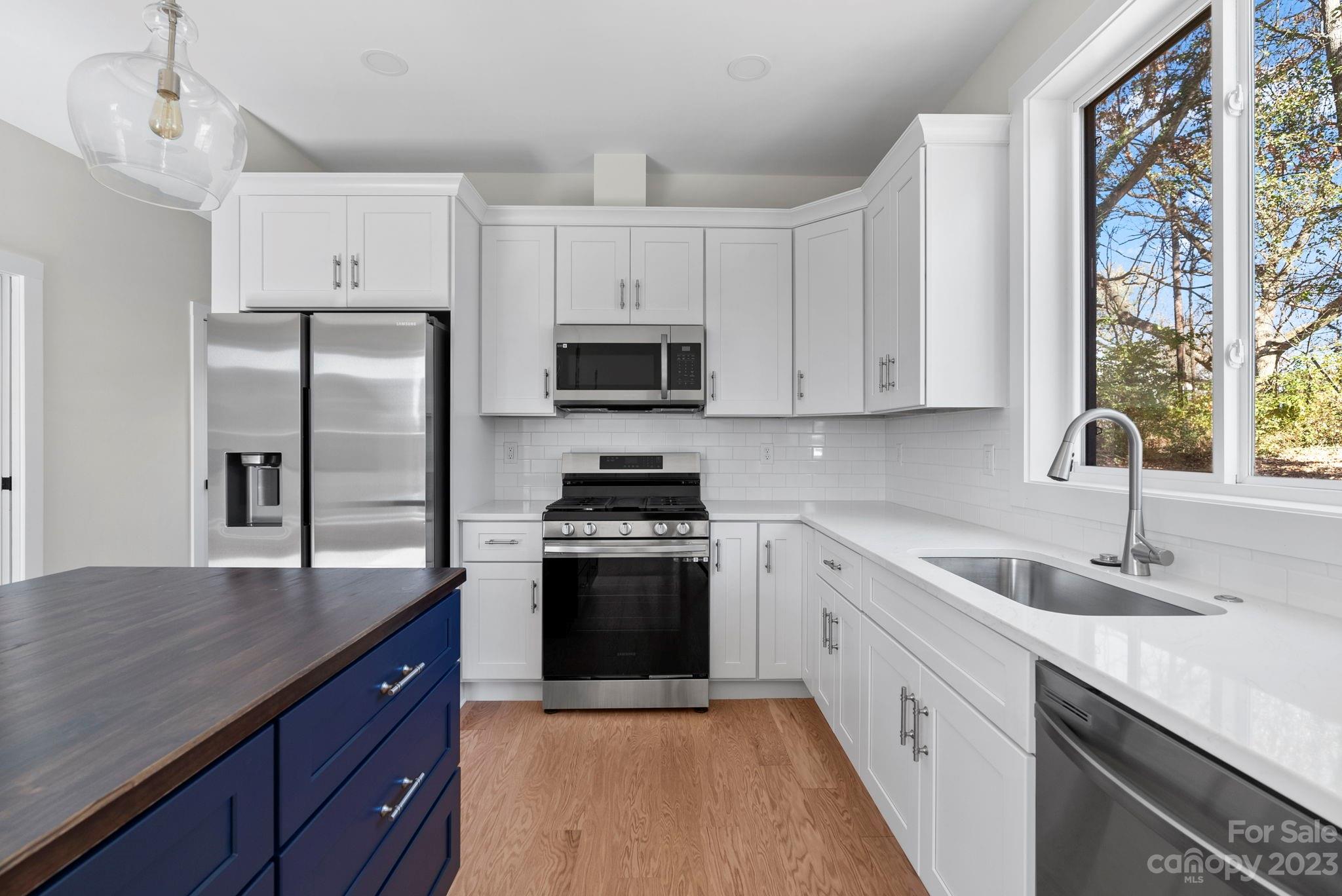 26 Crestview Street Asheville NC 28803