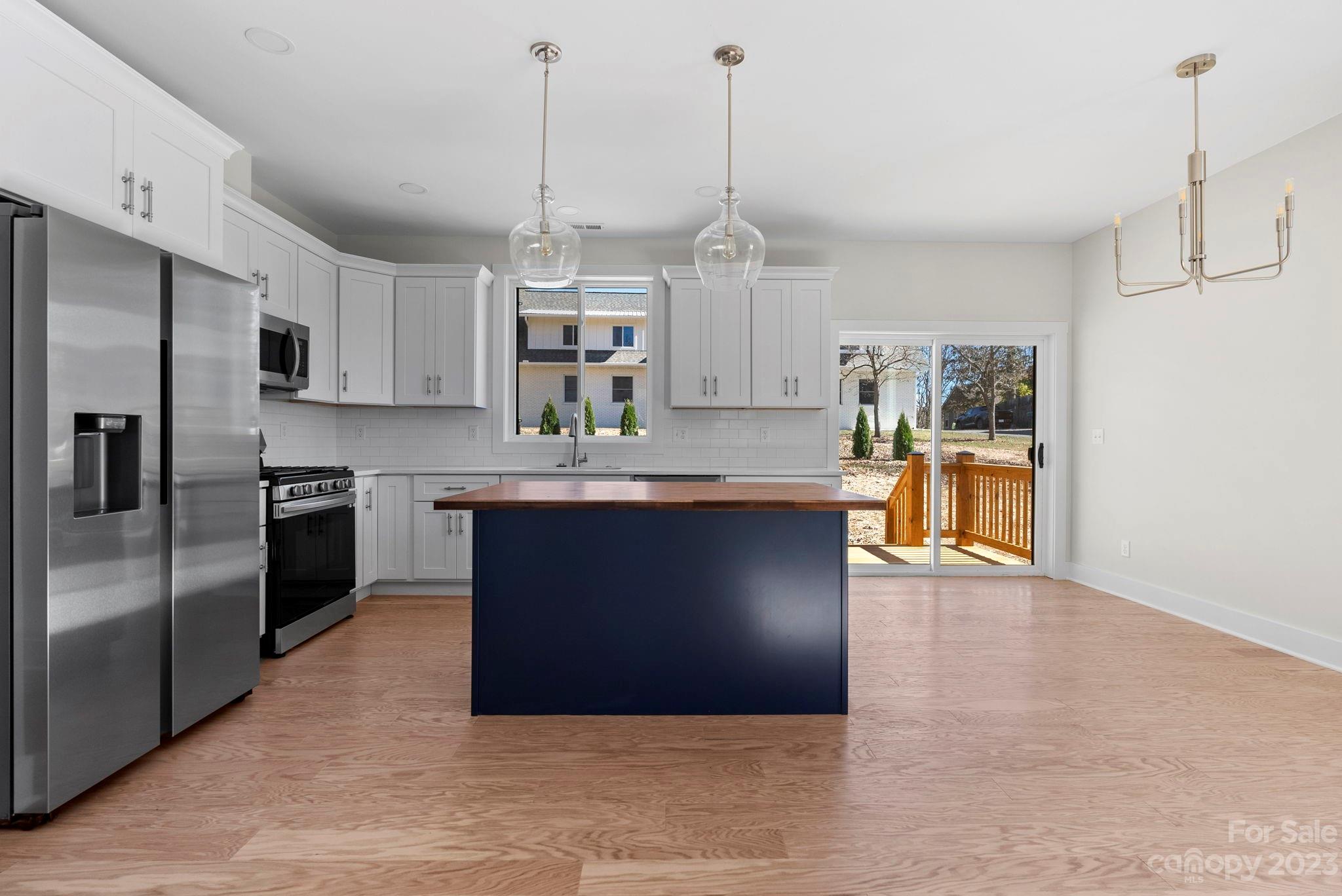 26 Crestview Street Asheville NC 28803