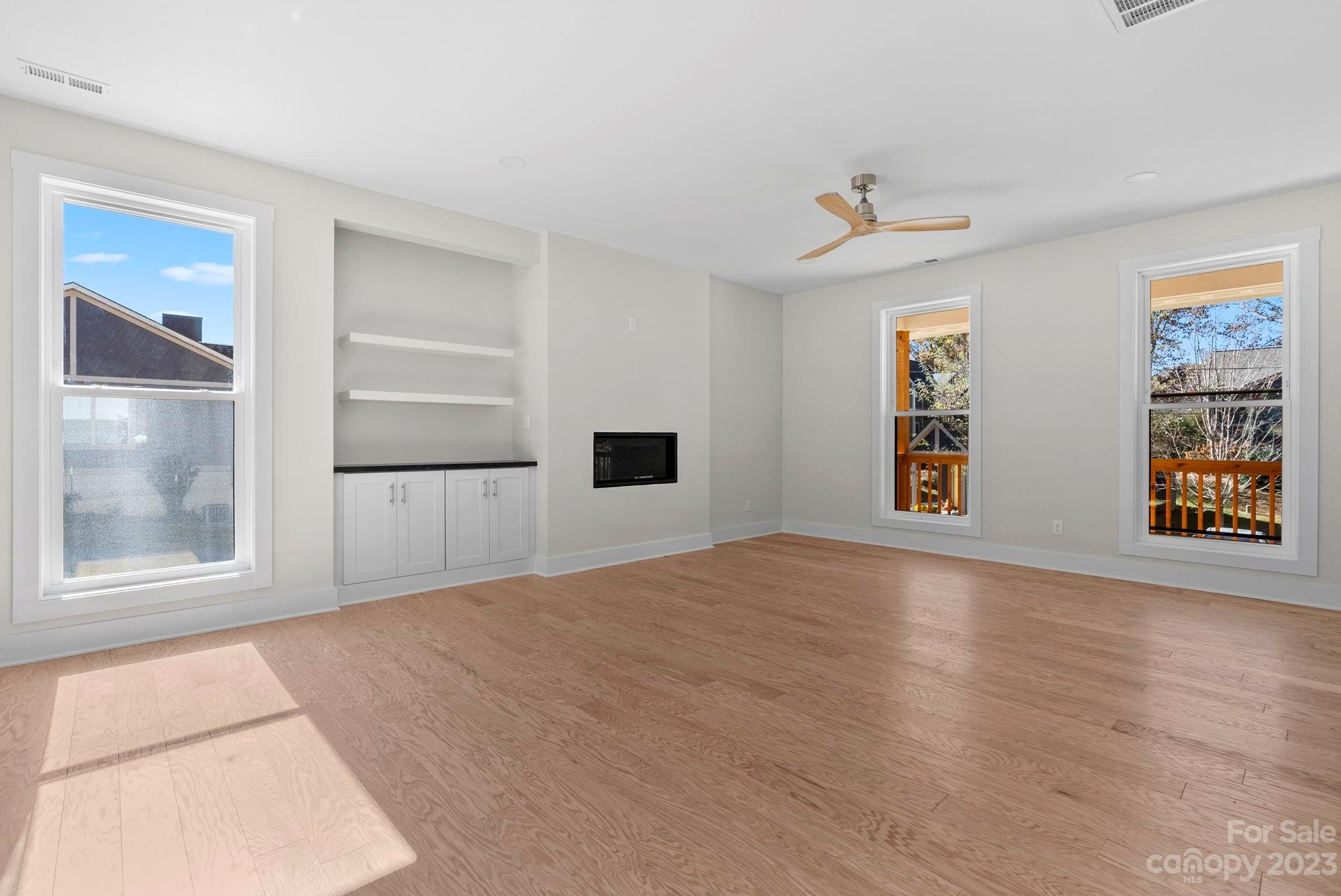 26 Crestview Street Asheville NC 28803