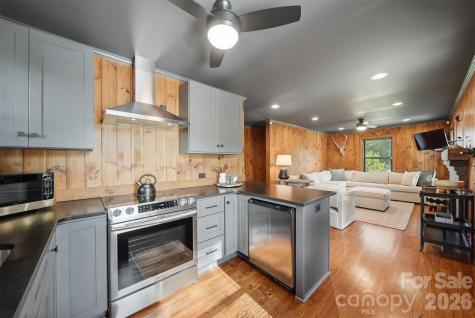 873 Pine Tree Road Taylorsville NC 28681