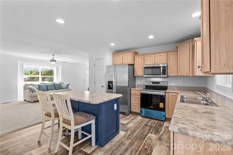 6028 Bridges Street Catawba NC 28609