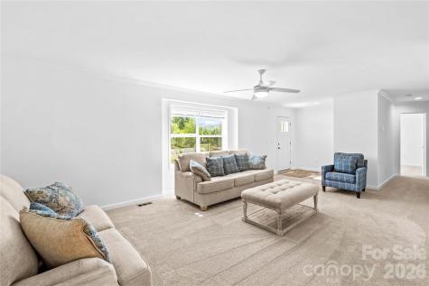 6028 Bridges Street Catawba NC 28609
