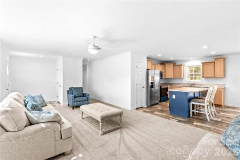 6028 Bridges Street Catawba NC 28609