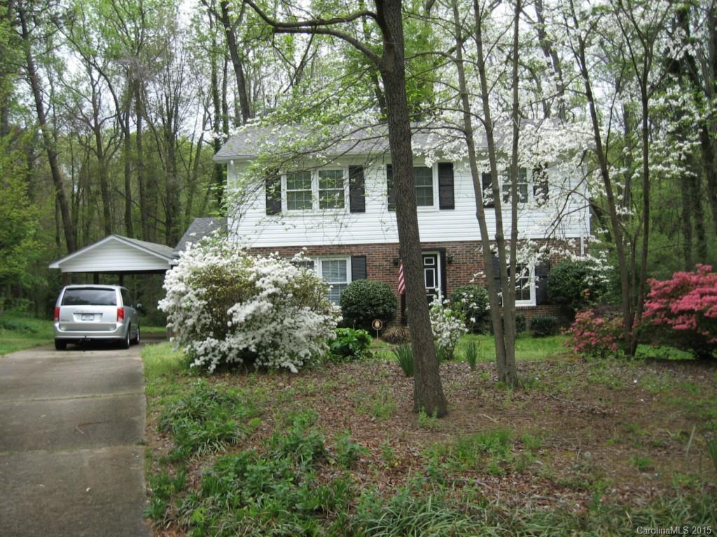 1515 Ormsby Court Charlotte NC 28211