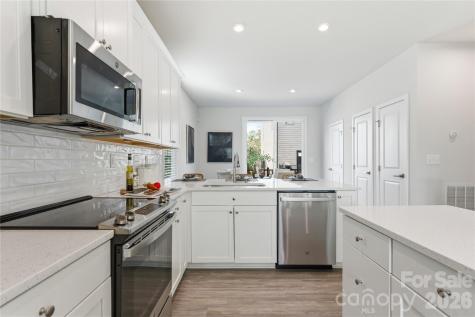 3730 Ellington Street Charlotte NC 28211