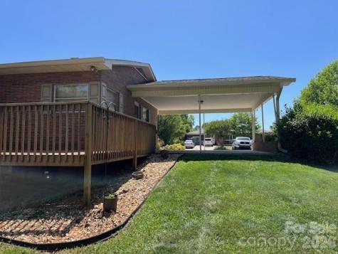 2303 Briarwood Street SW Lenoir NC 28645