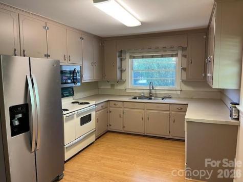 2303 Briarwood Street SW Lenoir NC 28645