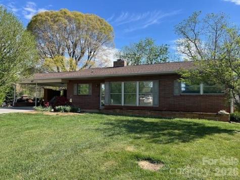 2303 Briarwood Street SW Lenoir NC 28645