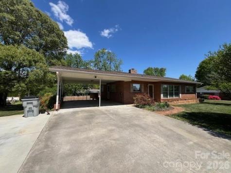 2303 Briarwood Street SW Lenoir NC 28645