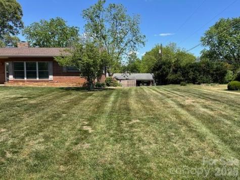 2303 Briarwood Street SW Lenoir NC 28645