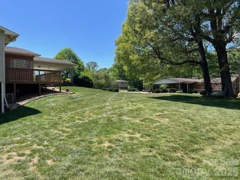 2303 Briarwood Street SW Lenoir NC 28645