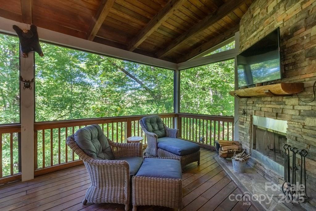 48 Allspice Court Tuckasegee NC 28783