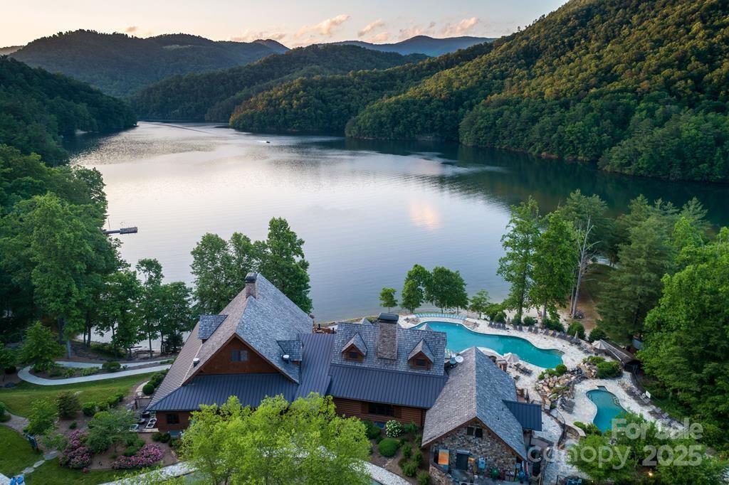 48 Allspice Court Tuckasegee NC 28783
