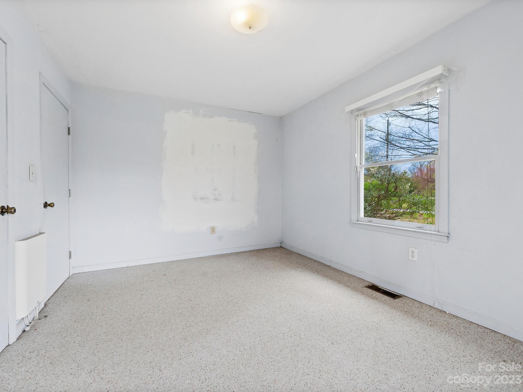 551 Asbury Road Candler NC 28715