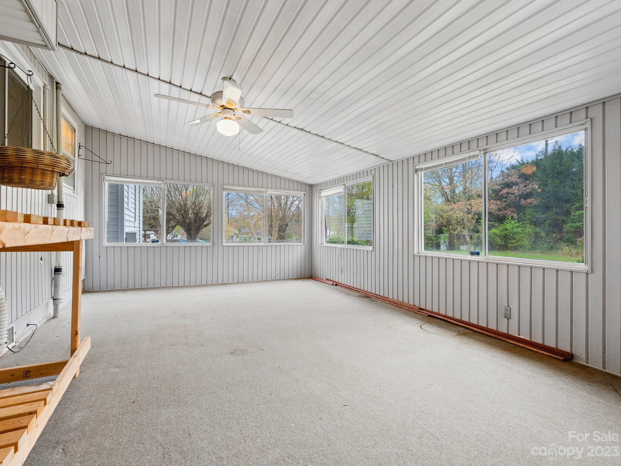 551 Asbury Road Candler NC 28715