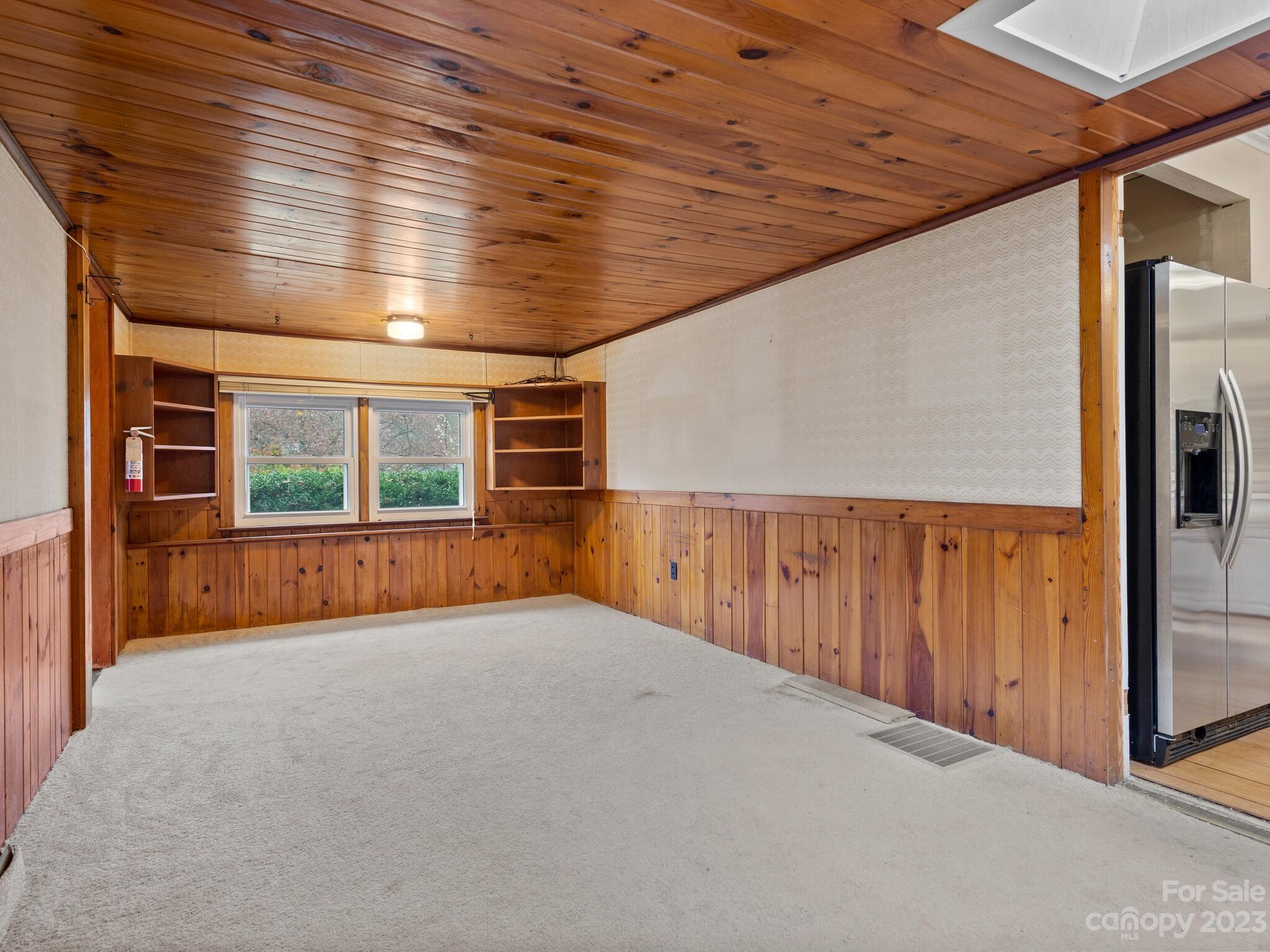 551 Asbury Road Candler NC 28715