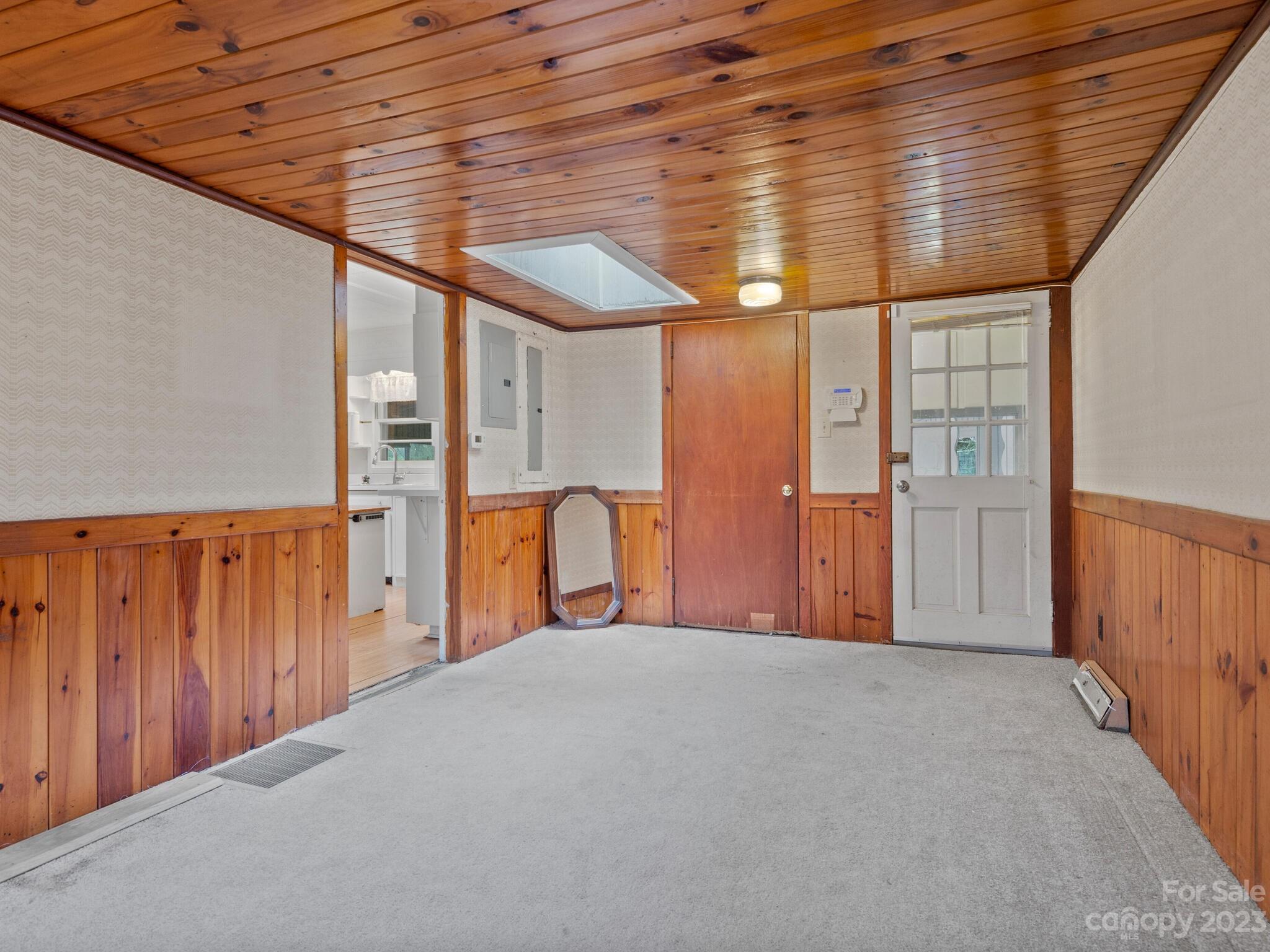 551 Asbury Road Candler NC 28715
